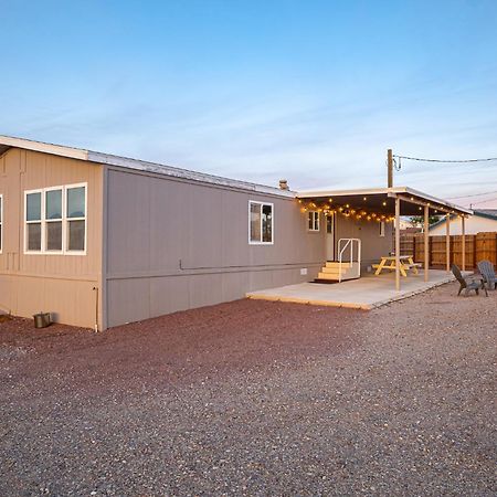Magnificent & Tranquil Home, Mountain Views , 8 Mins To Casinos & River, Fire Pit, Bbq Bullhead City Exterior foto