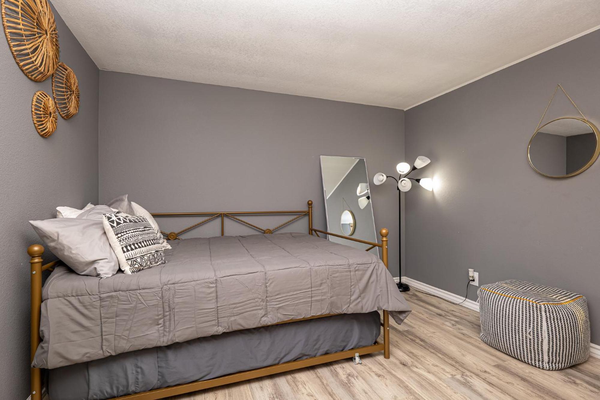Magnificent & Tranquil Home, Mountain Views , 8 Mins To Casinos & River, Fire Pit, Bbq Bullhead City Exterior foto