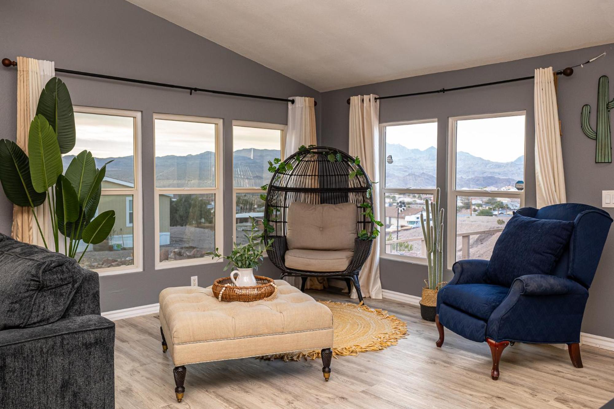 Magnificent & Tranquil Home, Mountain Views , 8 Mins To Casinos & River, Fire Pit, Bbq Bullhead City Exterior foto